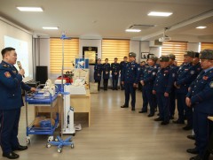 Эмнэлгийн 27 нэгж, 32 нэр төрлийн багаж, тоног төхөөрөмжийг хүлээлгэн өглөө