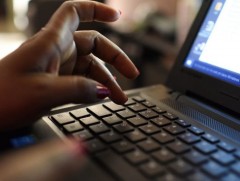 Хуурамч линк дээр дарж 27,500,000 төгрөг залилуулжээ