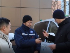 Нийслэлийн түргэн тусламжийн төвд 5 автомашин хүлээлгэн өглөө