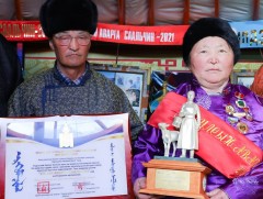 Буянт сумын Нарийн гол багийн малчин П.Наранцэцэг 