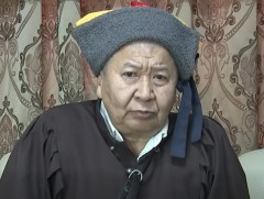 О.Цагаанзам сүүлийн 45 жил Жангар тууль хайлж дэлхийн олон оронд өв соёлоо сурталчилж явна