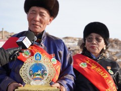 Завхан аймгийн Шилүүстэй сумын малчин Г.Туяагийн гэр бүл энэ жил Улсын аварга малчин боллоо