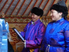 Алдархаан сумын малчин Ө.Доржпүрэвийн гэр бүл 