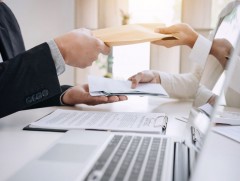 ЗГ: Авлигын гэмт хэргийн улмаас улсад учруулсан хохирлыг нөхөн төлүүлэх, хууль бус хөрөнгө, орлогы..