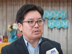 Ном уншсанаар бичгийн чадвар сайжрахаас гадна бие биеэ хүндэтгэх нөхөрсөг харилцаа бий болжээ