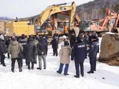 Хууль бусаар алт олборлож байгаа нэр бүхий ААН-үүдийн тусгай зөвшөөрлийг цуцална 
