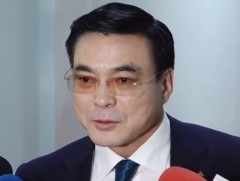 С.Амарсайхан: Би Төрийн ордонд хэрэг ярихгүй