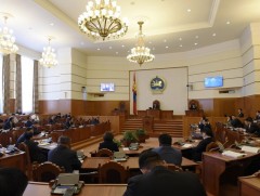 УИХ-аас Засгийн газарт тавьсан асуулгын хүрээнд авлигын асуудлыг хөндлөө