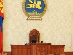 УИХ-ын дарга намын гишүүнчлэлээсээ түдгэлздэг байх эсэх асуудлыг шийдвэрлэнэ