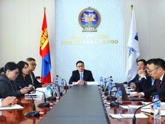 Мэргэшлийн зөвлөлөөс мэргэжилтний эрхийн үнэмлэхийг цахим хэлбэрт шилжүүлэхээр шийдвэрлэлээ