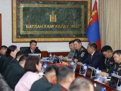 Д.Батлут Цэргийн байгууллагуудын бүтэц, орон тооны харьцаанд дүн шинжилгээ хийж, санал боловсруула..