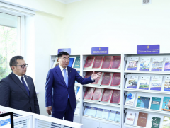 Иргэдтэй уулзах танхим, Парламентын номын сангийн салбар уншлагын танхимыг нээлээ
