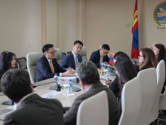 БНФУ-аас Монгол Улсад суугаа Онц бөгөөд Бүрэн Эрхт Элчин сайд Коринн Пэрератай уулзлаа
