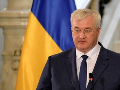 Украин Ираныг нөхцөл байдлыг хурцатгахгүй байхыг уриалав