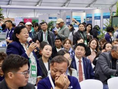  COP17: Тэрбум мод сангаас хэрэгжүүлсэн төсөл хөтөлбөрүүдийн үр дүн, эерэг нөлөөлөл сэдвээр салбар..